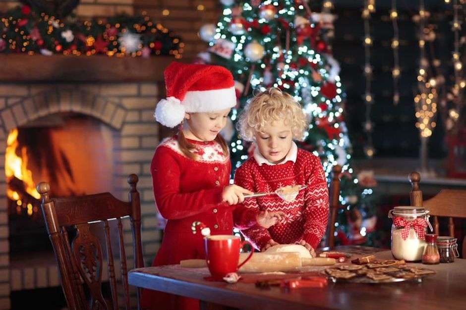 The Ultimate Guide to a Christmas Party on a Budget